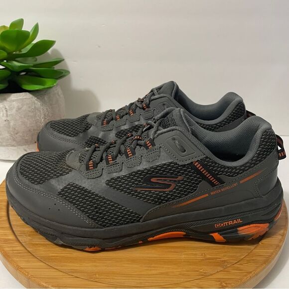 Skechers Go Run Trail Altitude Sneakers Gray Outdoor Leather Outdoor Shoe Size 8 - Picture 1 of 10